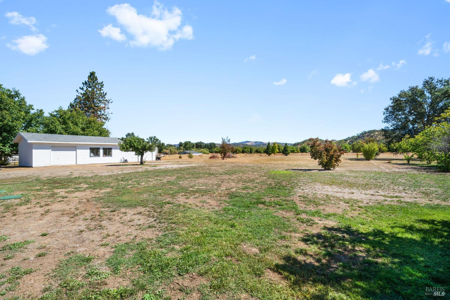 Detail Gallery Image 29 of 37 For 12068 Riata Rd, Lower Lake,  CA 95457 - 3 Beds | 2 Baths