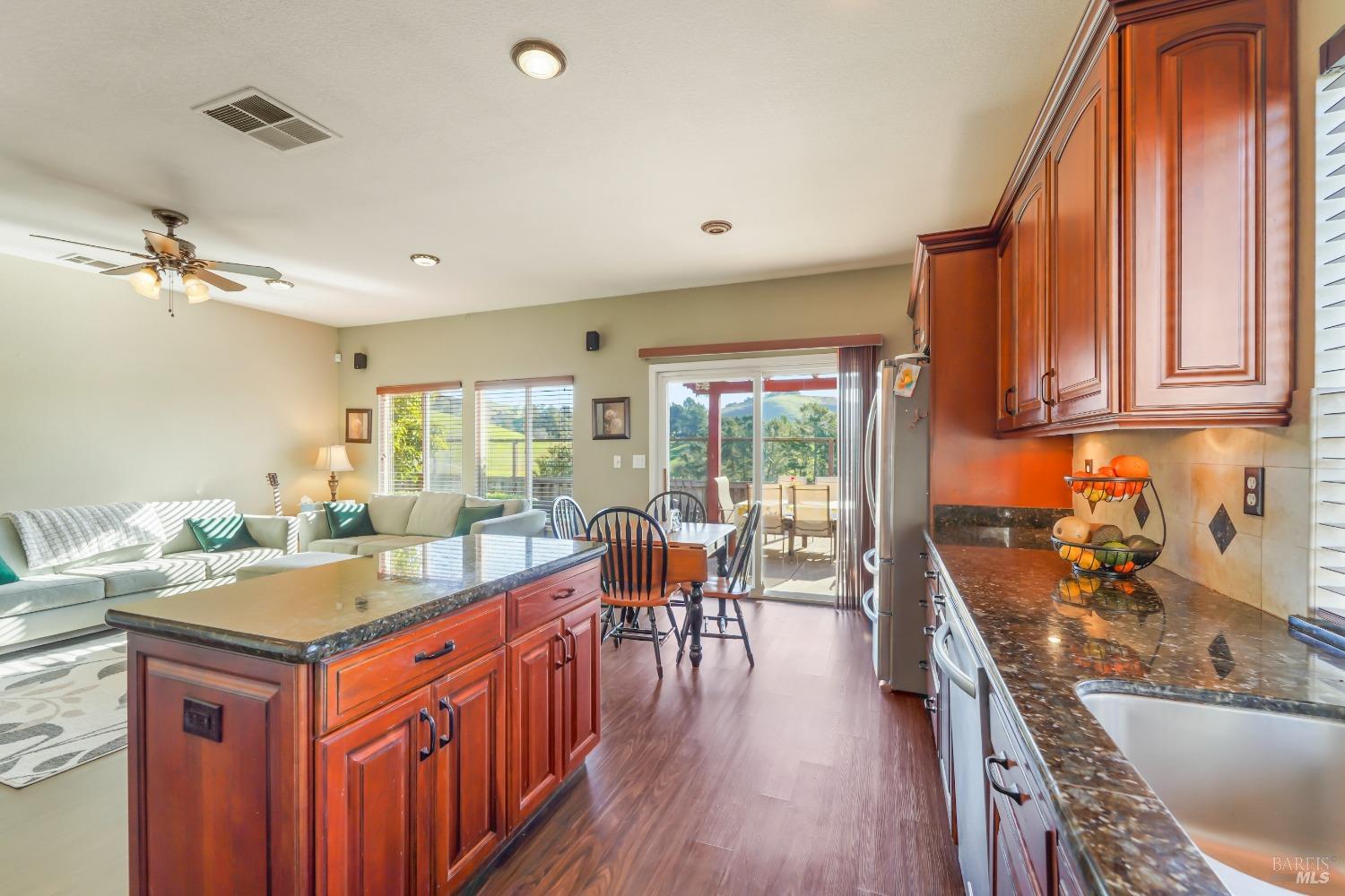 Detail Gallery Image 23 of 53 For 6272 Pebble Beach Dr, Vallejo,  CA 94591 - 4 Beds | 2 Baths