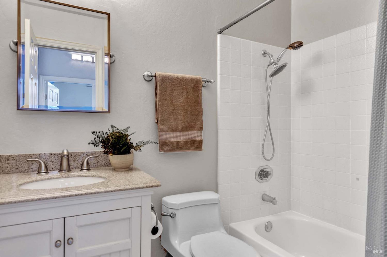 Detail Gallery Image 46 of 71 For 368 Marina Village Way, Benicia,  CA 94510 - 3 Beds | 2/1 Baths