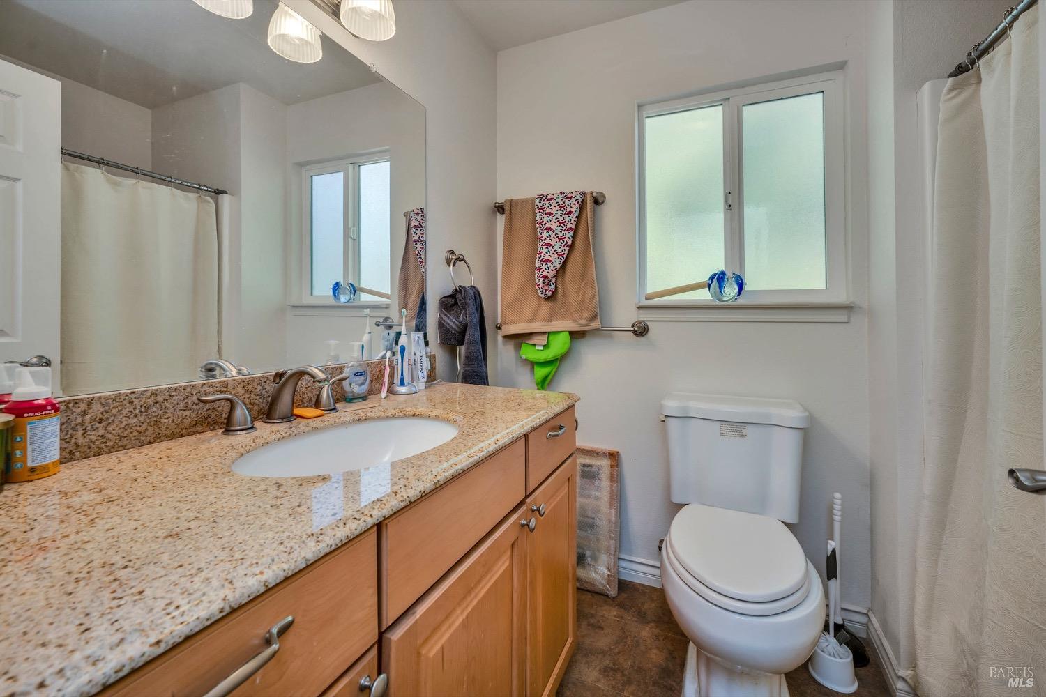 Detail Gallery Image 9 of 13 For 3085 Gardner Rd, Nice,  CA 95464 - 2 Beds | 2 Baths