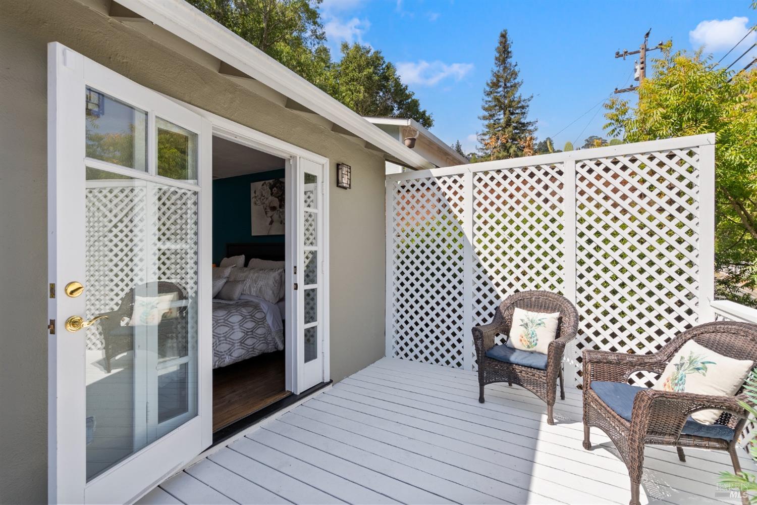 Detail Gallery Image 21 of 29 For 203 Coleman Dr, San Rafael,  CA 94901 - 2 Beds | 1 Baths