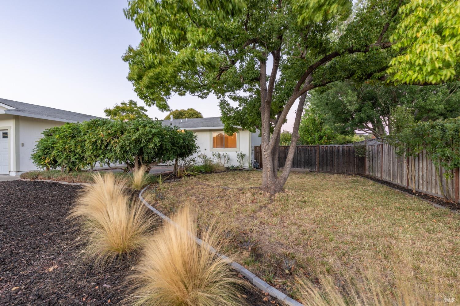 Detail Gallery Image 5 of 38 For 18740 School St, Sonoma,  CA 95476 - 4 Beds | 2 Baths