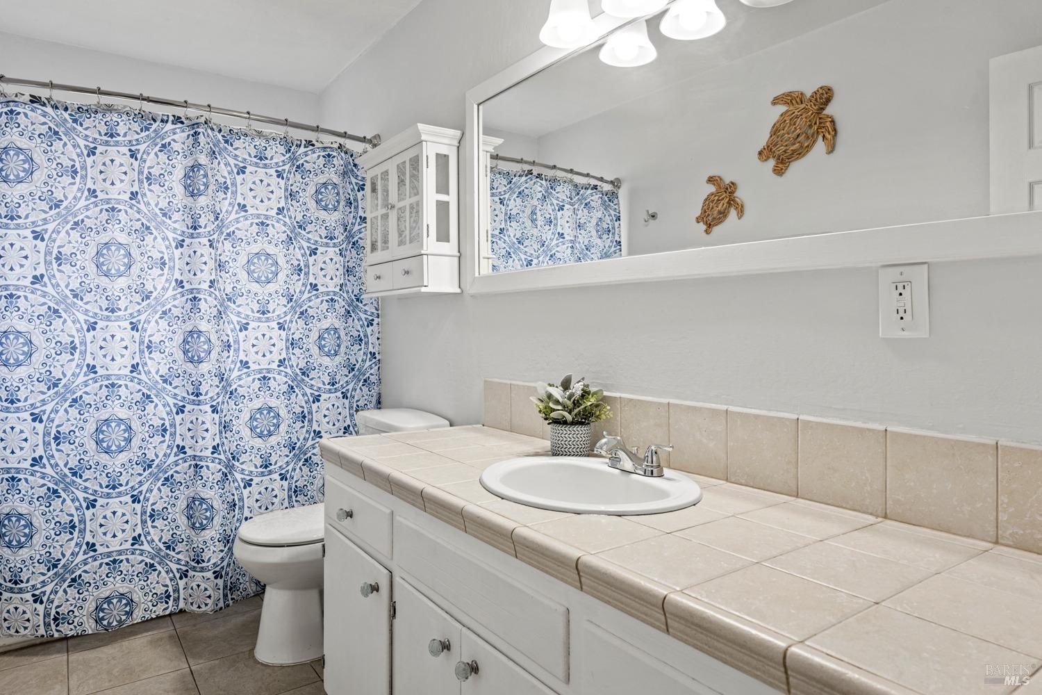 Detail Gallery Image 12 of 21 For 75 Fairview Ct, Ukiah,  CA 95482 - 3 Beds | 2 Baths