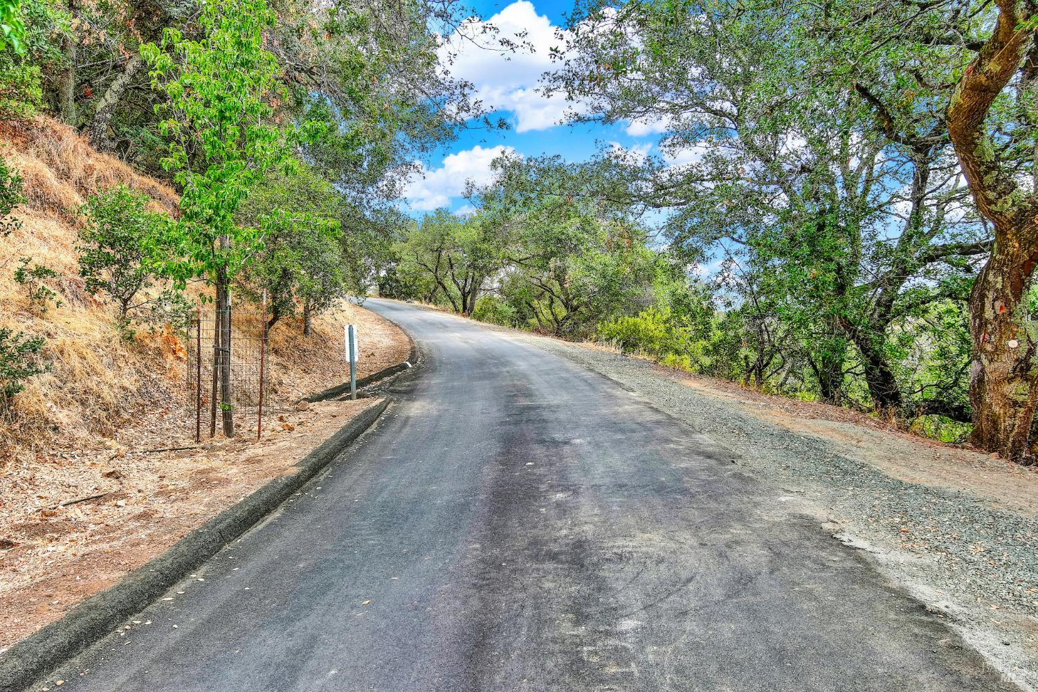 Detail Gallery Image 7 of 99 For 4755 Valley End Ln, Fairfield,  CA 94534 - 4 Beds | 4/2 Baths