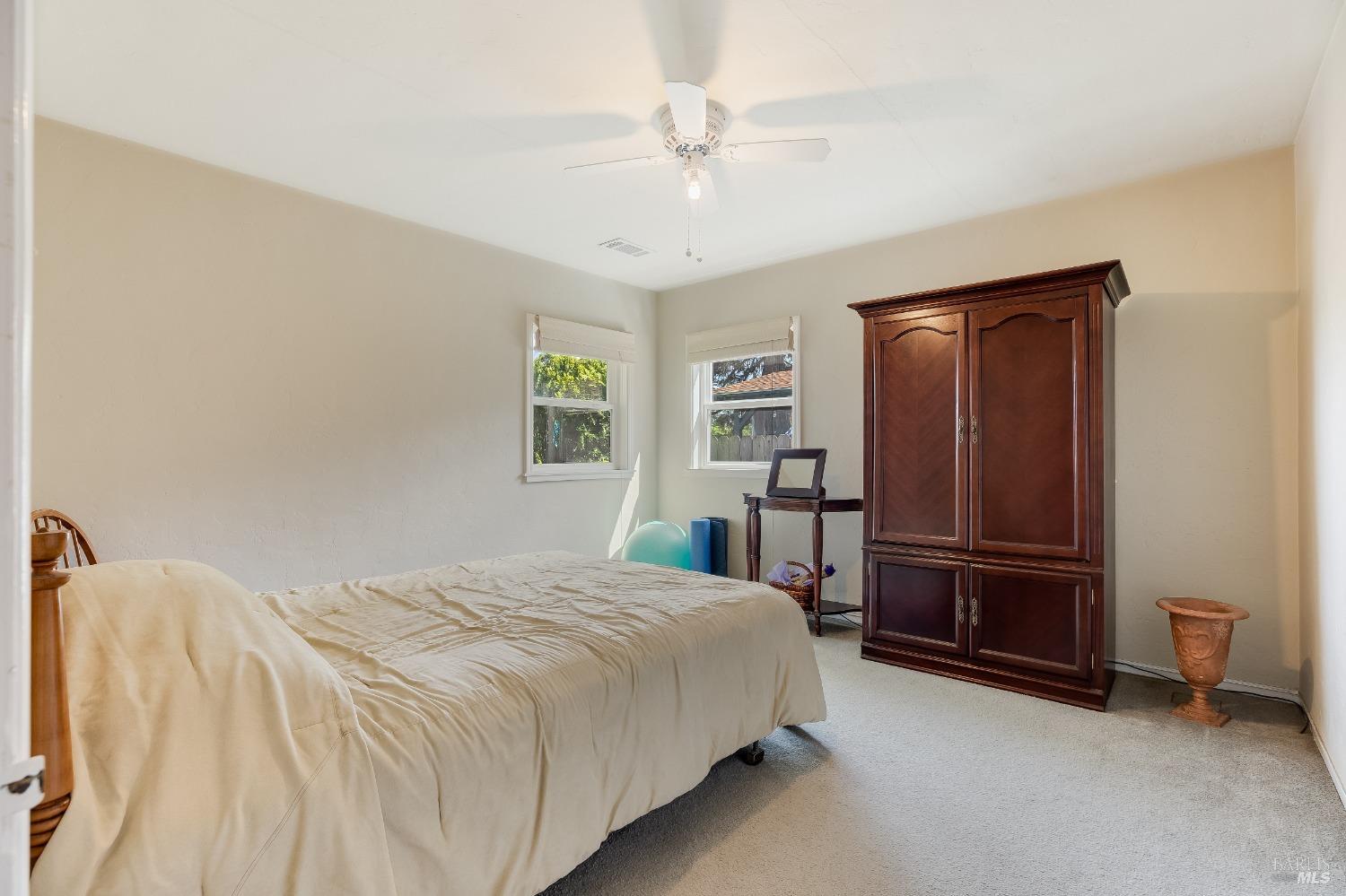 Detail Gallery Image 14 of 27 For 330 Monroe St, Napa,  CA 94559 - 3 Beds | 2 Baths