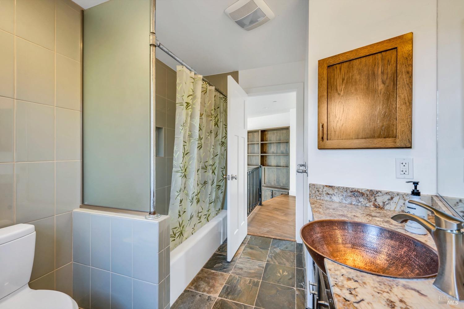 Detail Gallery Image 32 of 49 For 21504 Yankee Valley Rd, Hidden Valley Lake,  CA 95467 - 2 Beds | 2 Baths