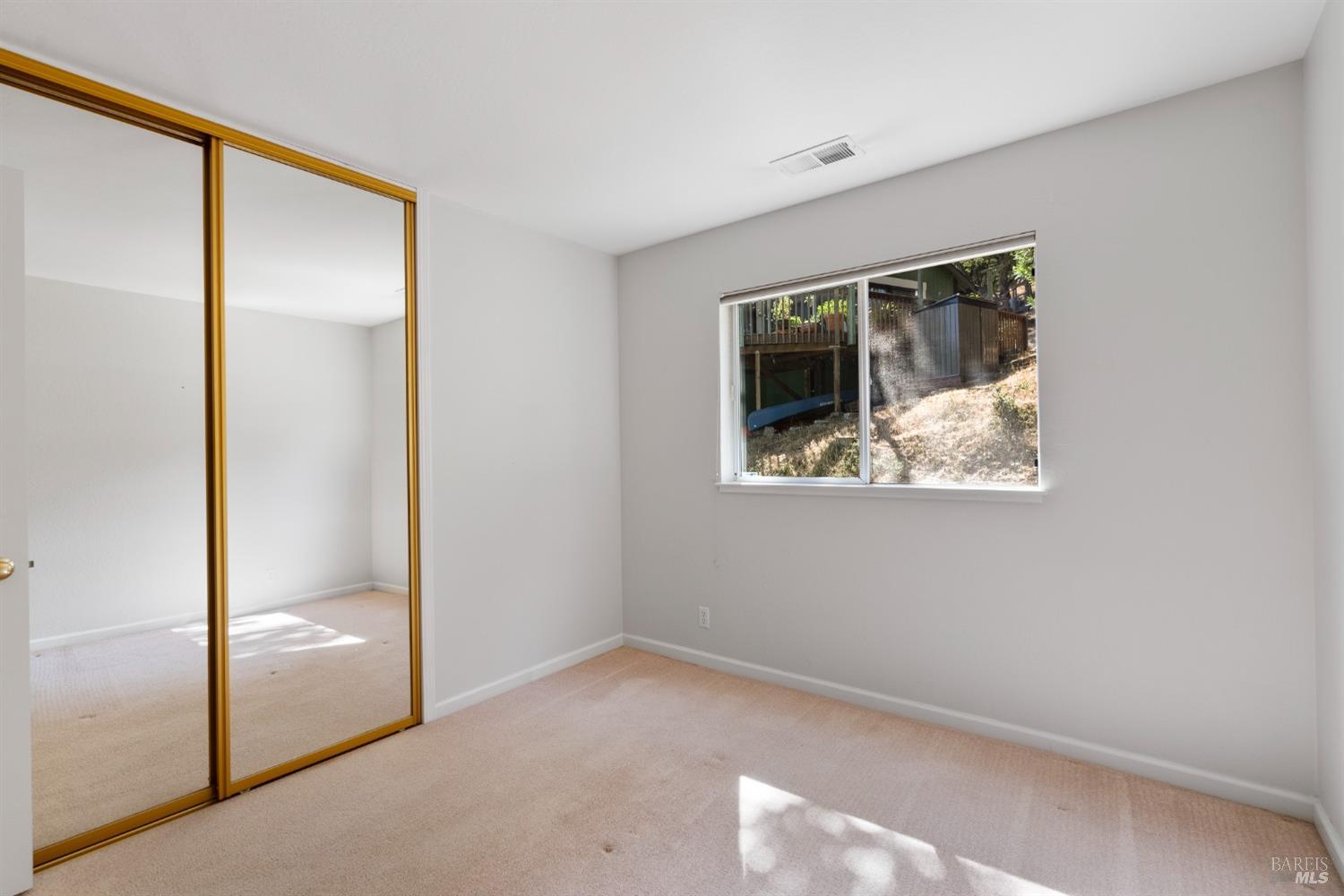 Detail Gallery Image 27 of 41 For 30 Circe Ct, Novato,  CA 94945 - 3 Beds | 2 Baths