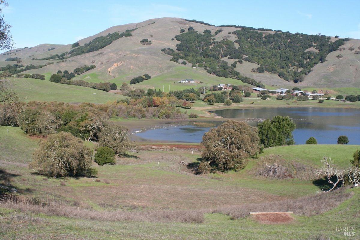 Detail Gallery Image 33 of 47 For 27 Modoc Pl, Novato,  CA 94947 - 2 Beds | 1 Baths