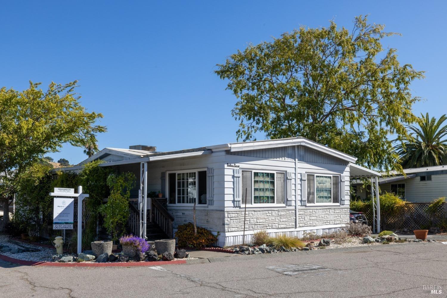 Detail Gallery Image 1 of 1 For 210 Olympic Way, San Rafael,  CA 94903 - 2 Beds | 2 Baths