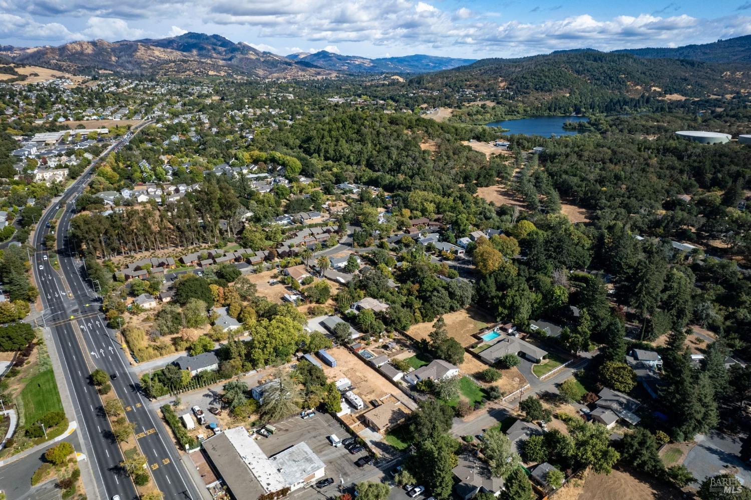 Detail Gallery Image 24 of 28 For 50 Elaine Dr, Santa Rosa,  CA 95409 - 4 Beds | 2/1 Baths