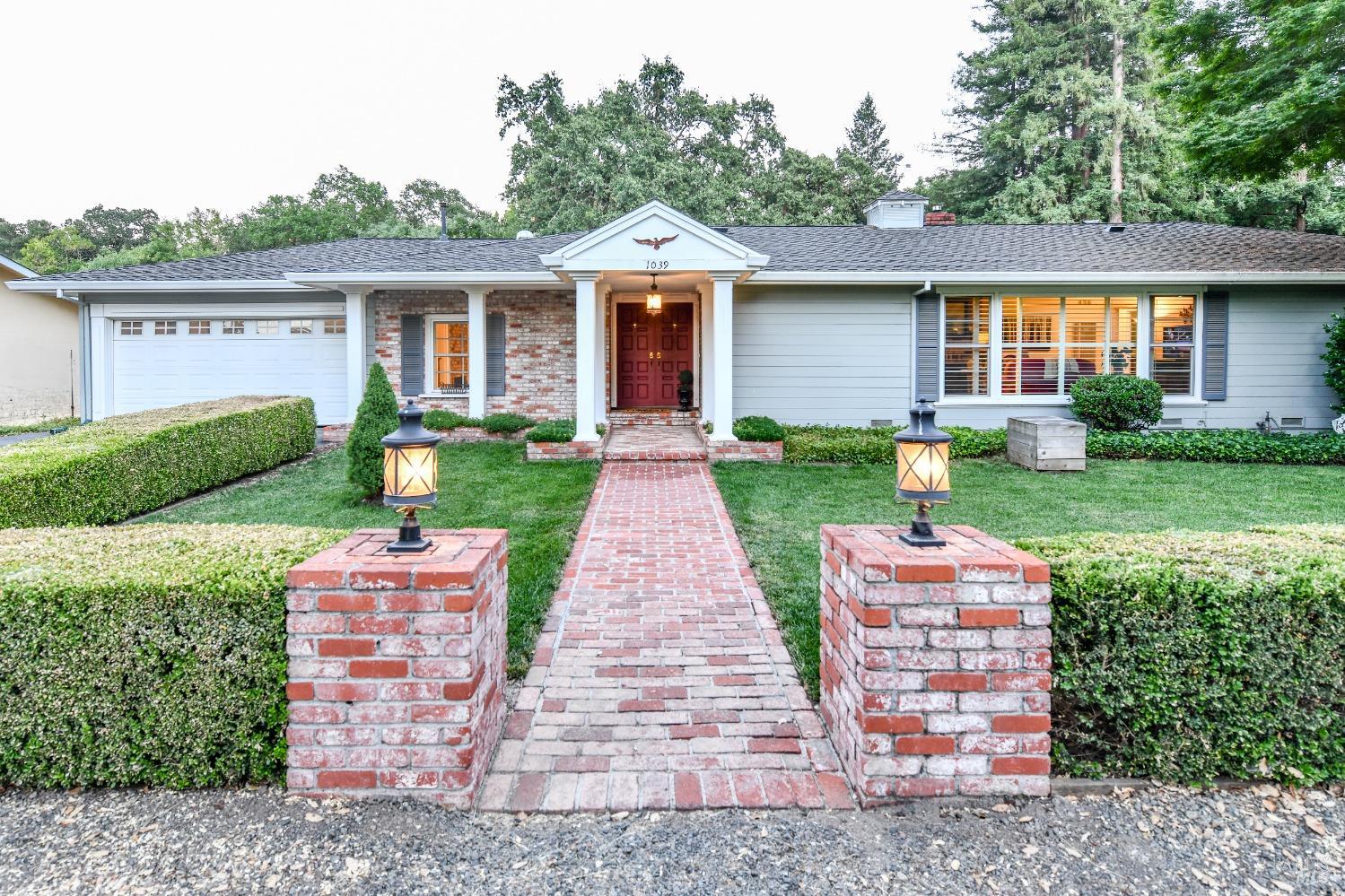 Detail Gallery Image 1 of 93 For 1039 Petra Dr, Napa,  CA 94558 - 3 Beds | 2 Baths