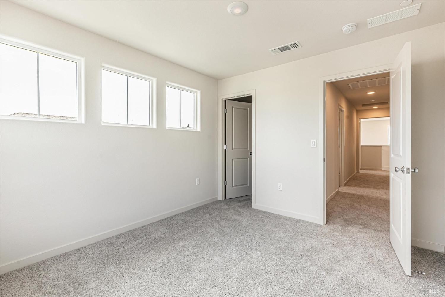 Detail Gallery Image 10 of 20 For 119 Flounder St, Suisun City,  CA 94585 - 3 Beds | 2/1 Baths