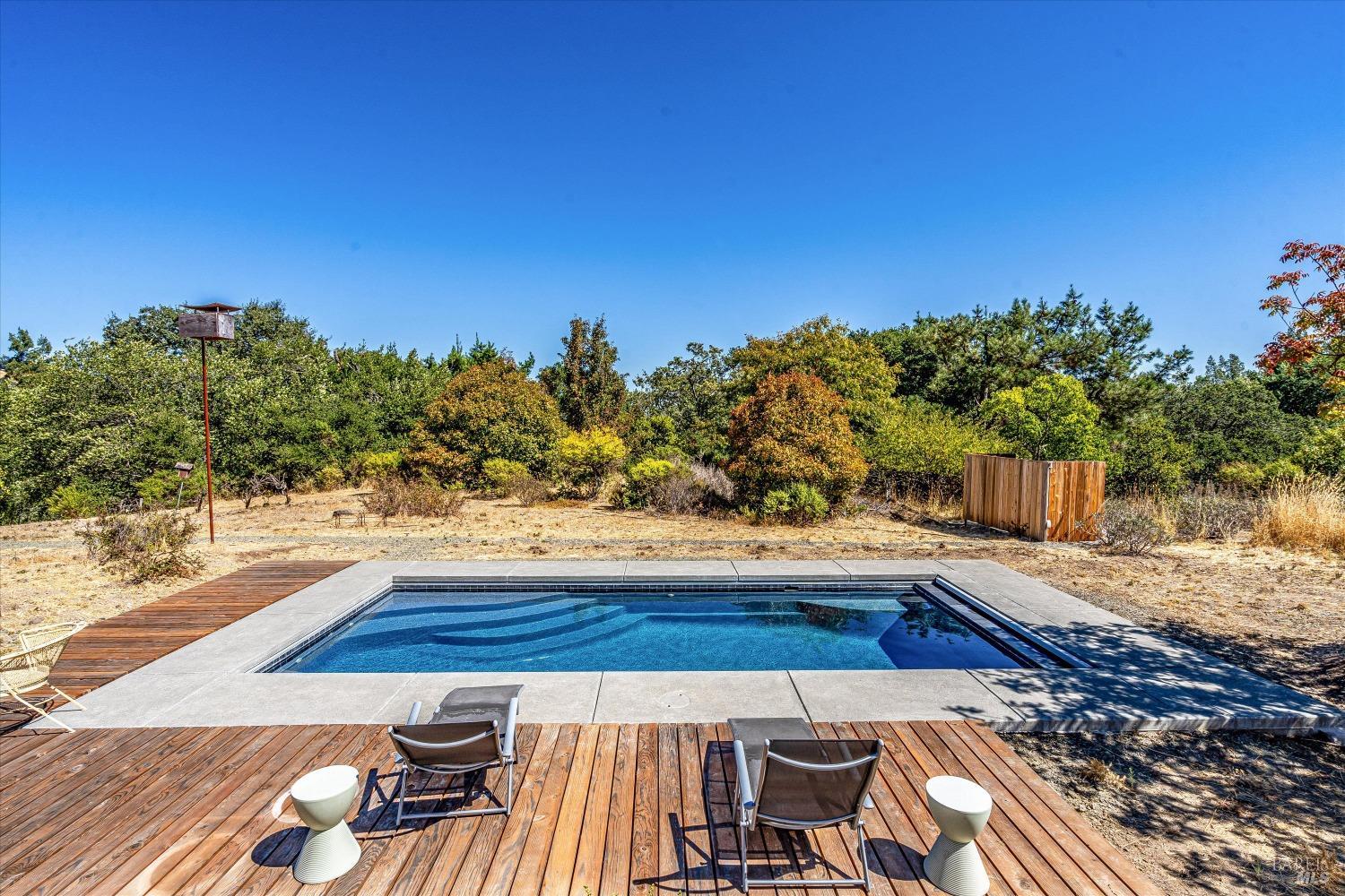 Detail Gallery Image 2 of 42 For 4456 Grove St, Sonoma,  CA 95476 - 2 Beds | 2 Baths