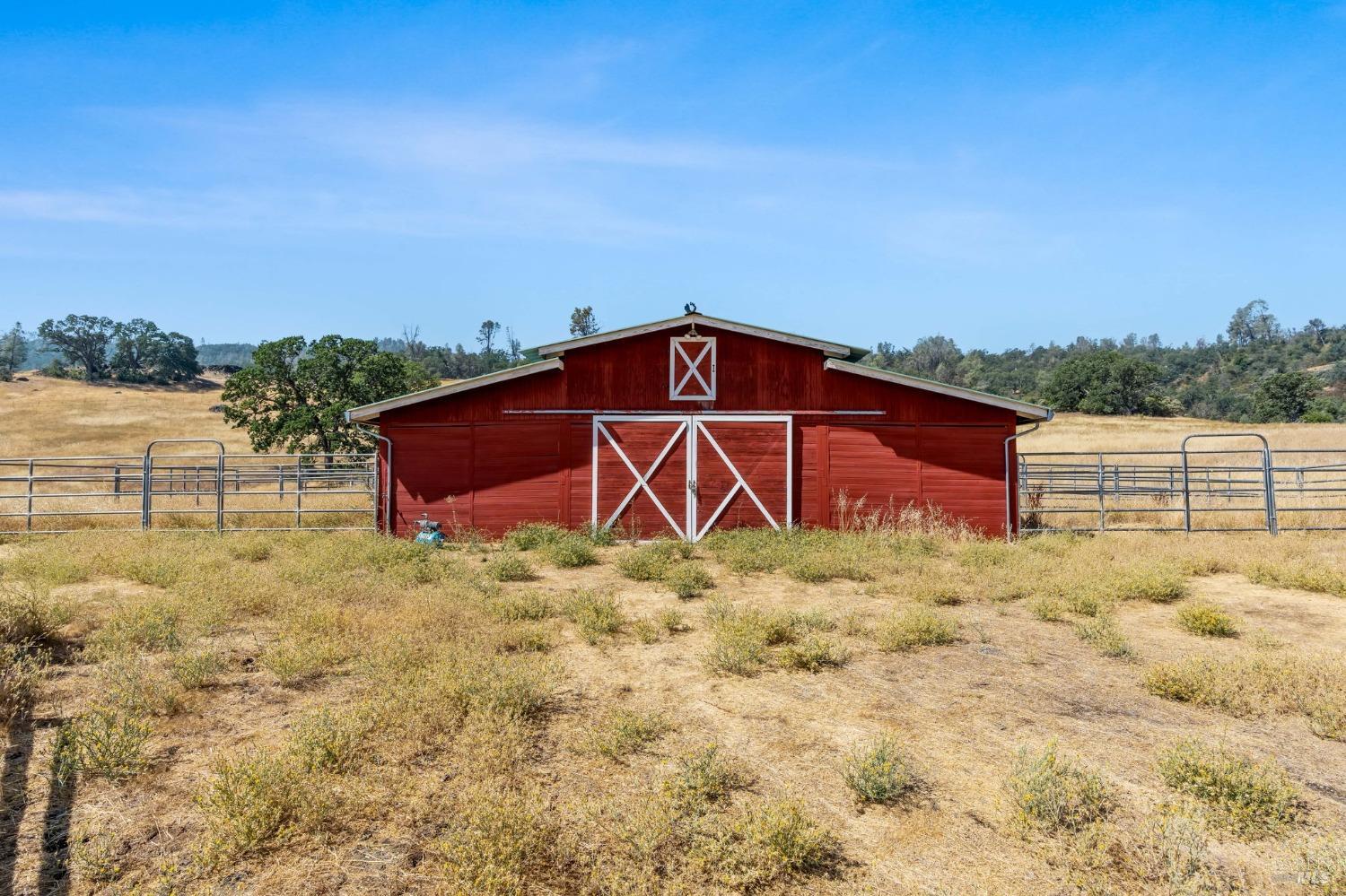 Detail Gallery Image 27 of 34 For 16580 Daly Pl, Lower Lake,  CA 95457 - 2 Beds | 1 Baths