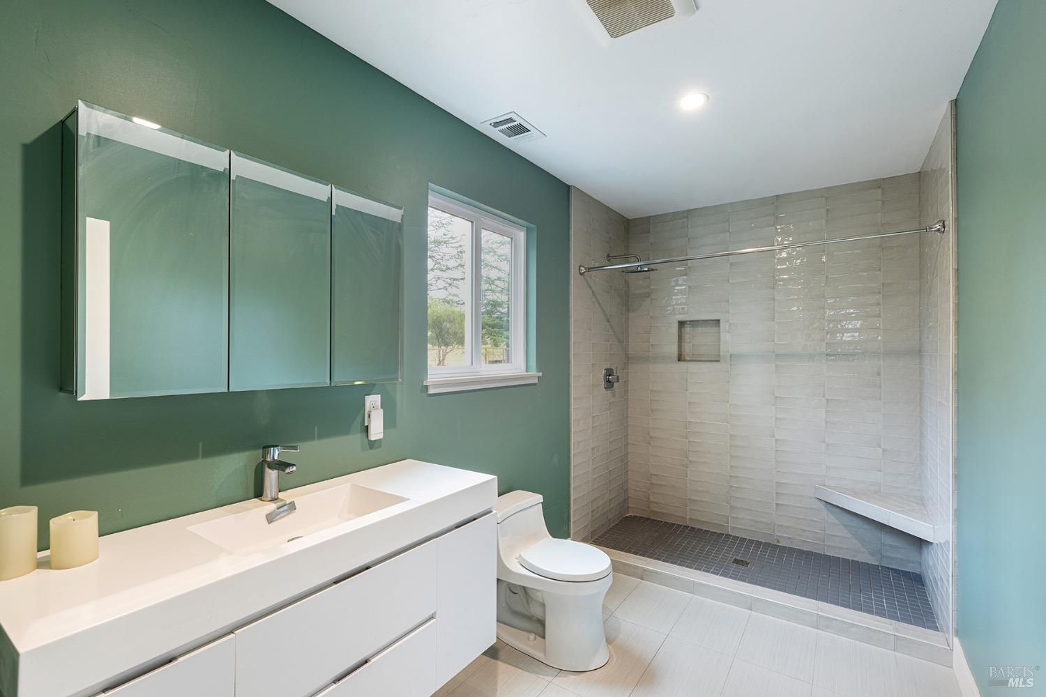 Detail Gallery Image 24 of 54 For 3149 Vichy Ave, Napa,  CA 94558 - 2 Beds | 2 Baths