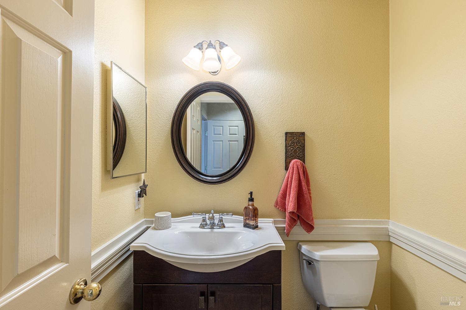 Detail Gallery Image 30 of 37 For 2030 Devonshire Dr, Napa,  CA 94558 - 3 Beds | 2/1 Baths