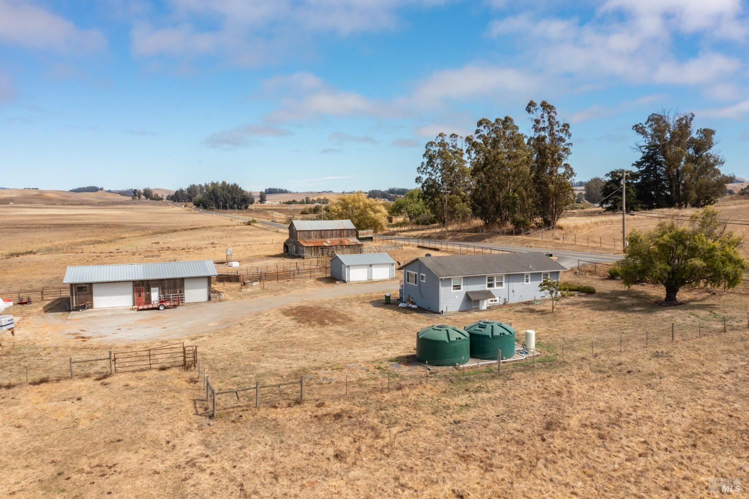 Detail Gallery Image 27 of 48 For 530 Tomales Rd, Petaluma,  CA 94952 - 2 Beds | 1/1 Baths