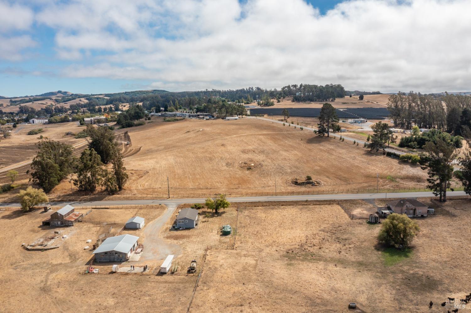 Detail Gallery Image 31 of 48 For 530 Tomales Rd, Petaluma,  CA 94952 - 2 Beds | 1/1 Baths