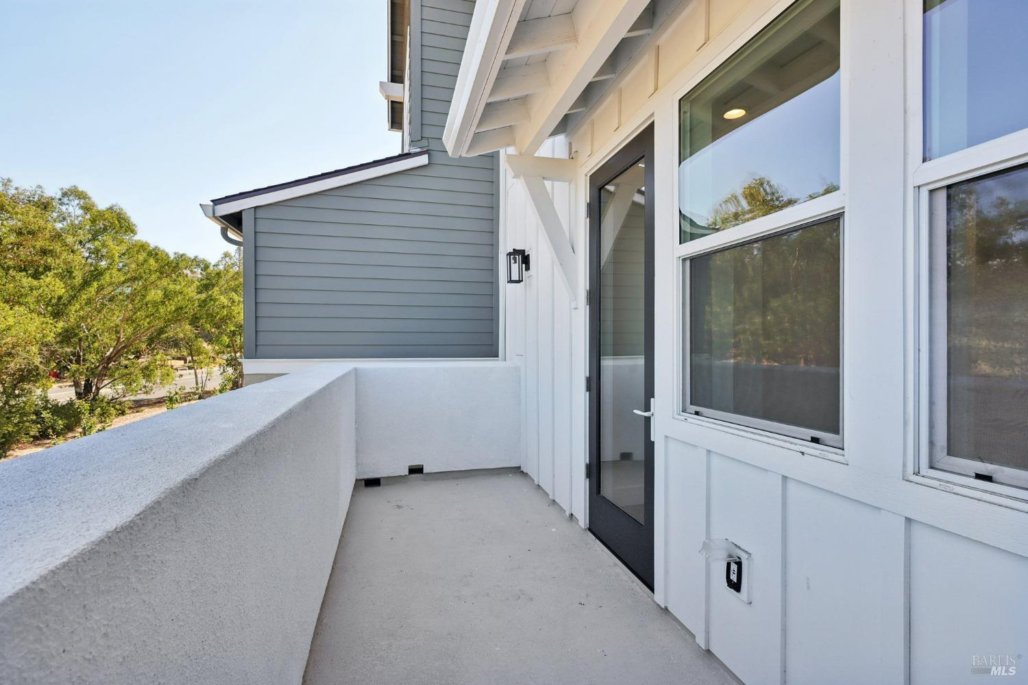 Detail Gallery Image 8 of 64 For 435 Semillon Ln, Santa Rosa,  CA 95403 - 3 Beds | 2/1 Baths