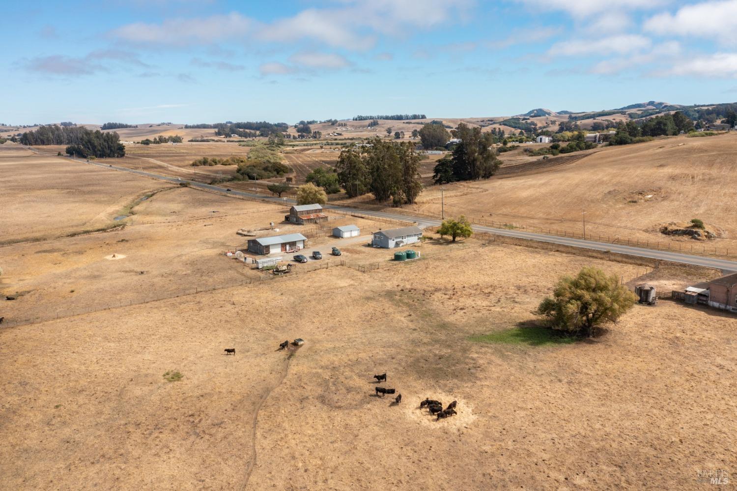 Detail Gallery Image 25 of 48 For 530 Tomales Rd, Petaluma,  CA 94952 - 2 Beds | 1/1 Baths