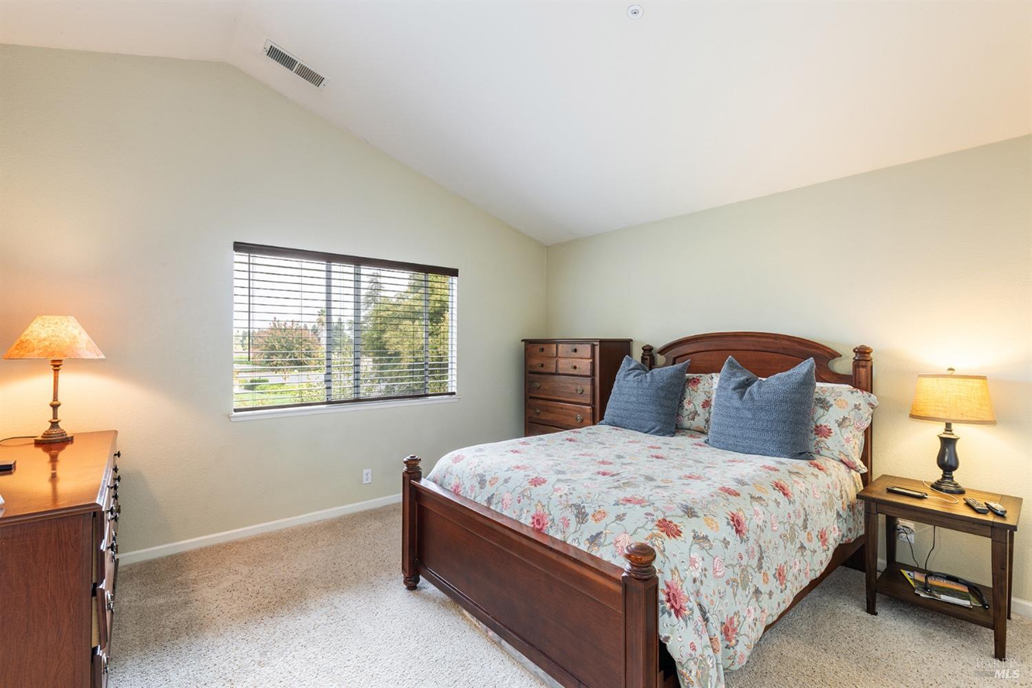 Detail Gallery Image 22 of 37 For 2030 Devonshire Dr, Napa,  CA 94558 - 3 Beds | 2/1 Baths