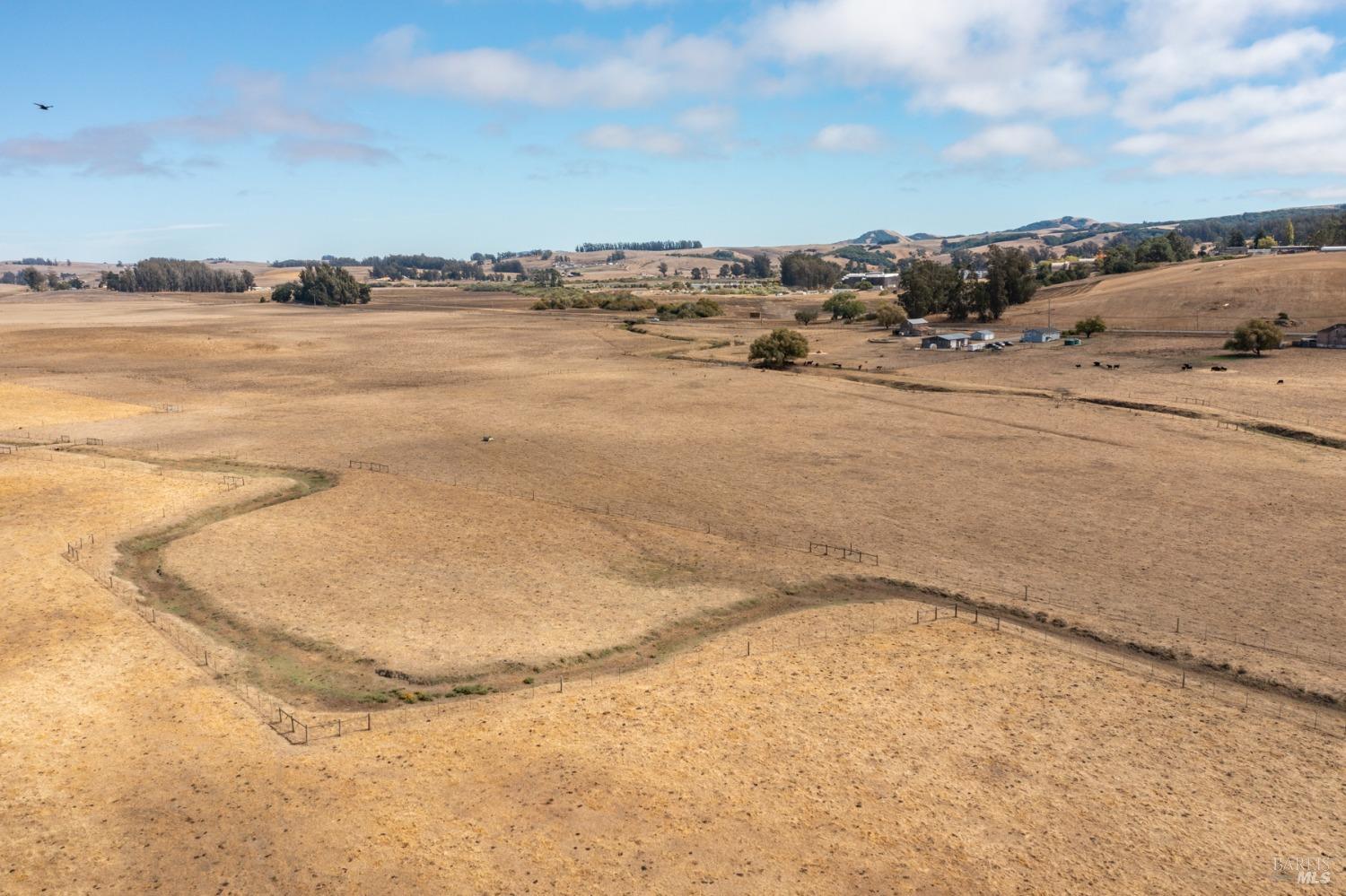 Detail Gallery Image 21 of 48 For 530 Tomales Rd, Petaluma,  CA 94952 - 2 Beds | 1/1 Baths