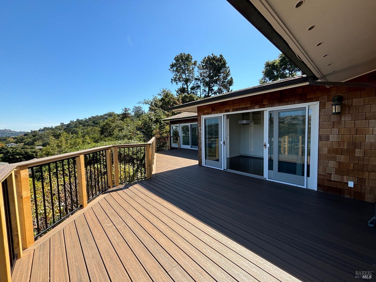 Detail Gallery Image 28 of 35 For 27 Tamalpais Ave, Belvedere,  CA 94920 - 5 Beds | 0 Baths