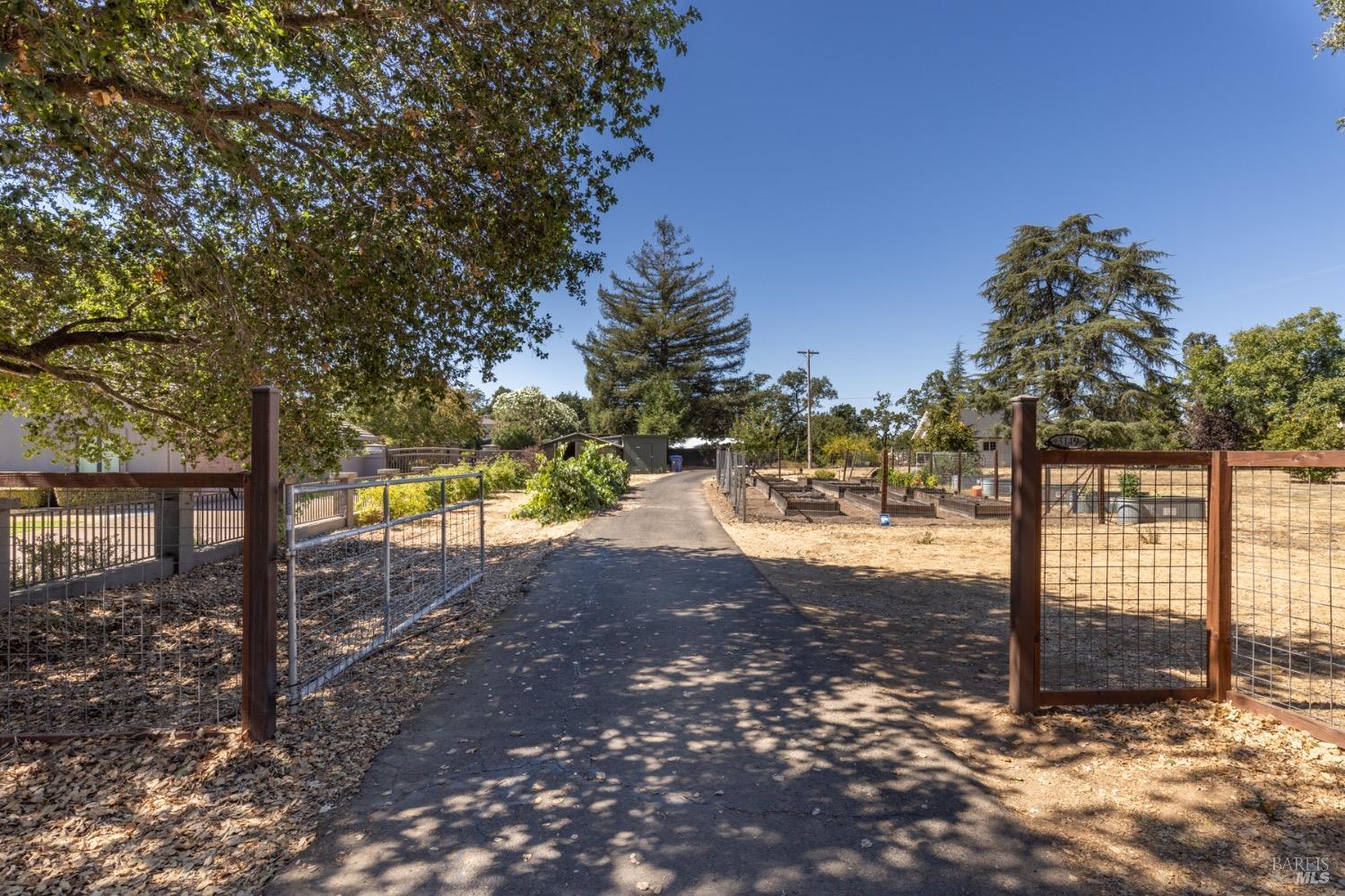 Detail Gallery Image 2 of 54 For 3149 Vichy Ave, Napa,  CA 94558 - 2 Beds | 2 Baths