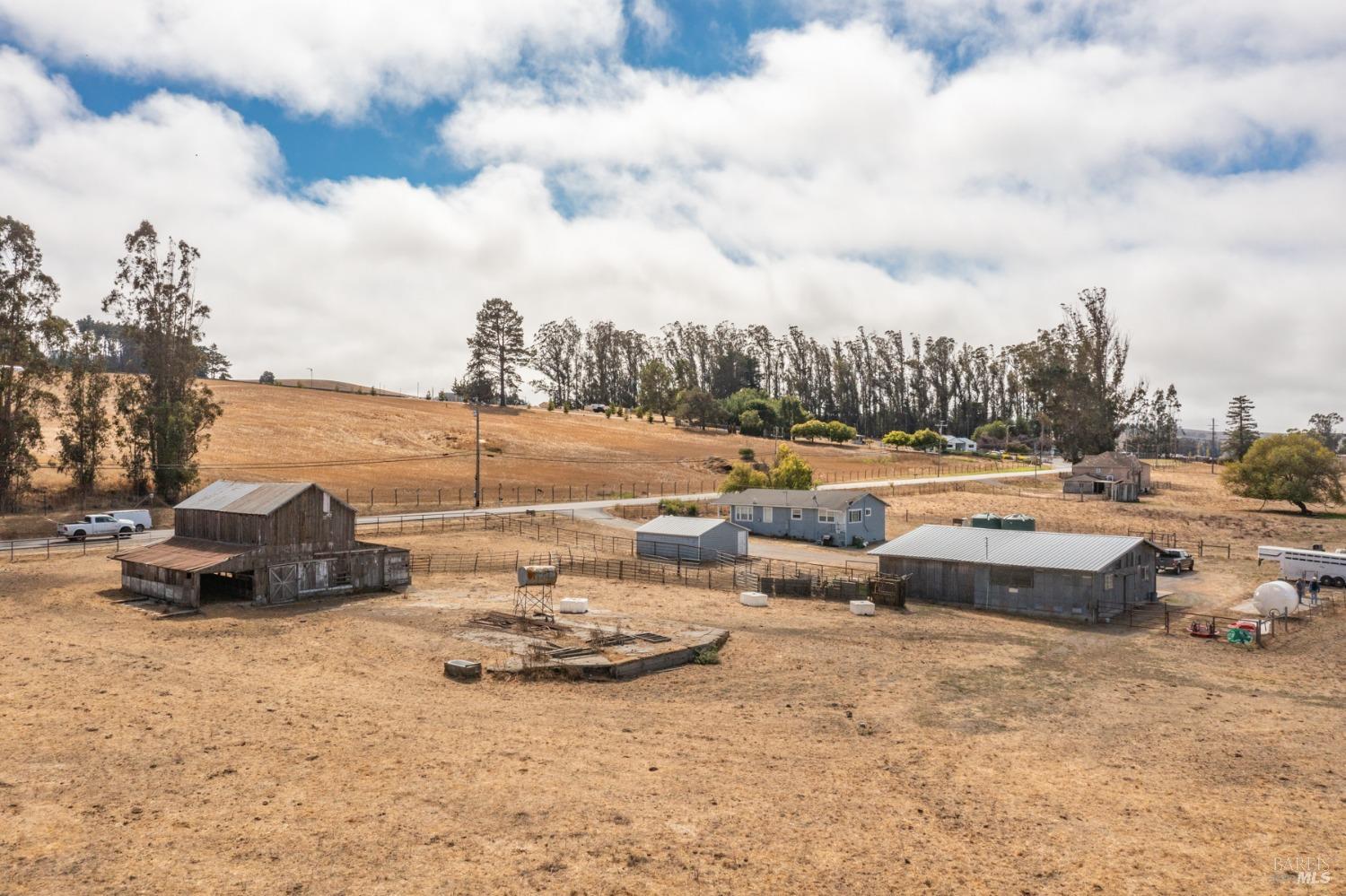 Detail Gallery Image 28 of 48 For 530 Tomales Rd, Petaluma,  CA 94952 - 2 Beds | 1/1 Baths