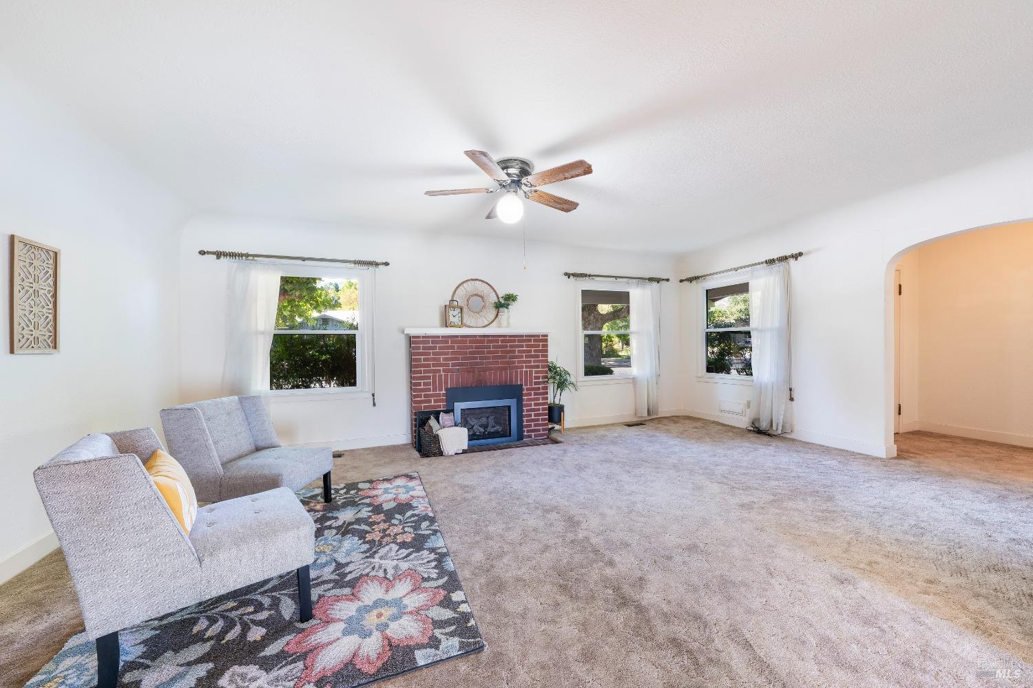 Detail Gallery Image 10 of 34 For 795 N Pine St, Ukiah,  CA 95482 - 2 Beds | 1/1 Baths