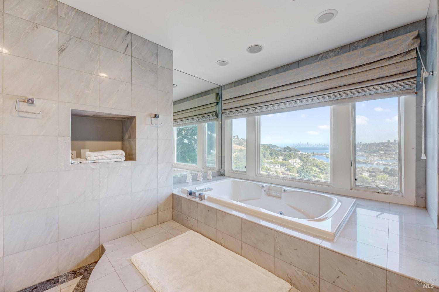 Detail Gallery Image 64 of 78 For 95 Spring Ln, Tiburon,  CA 94920 - 5 Beds | 4/1 Baths