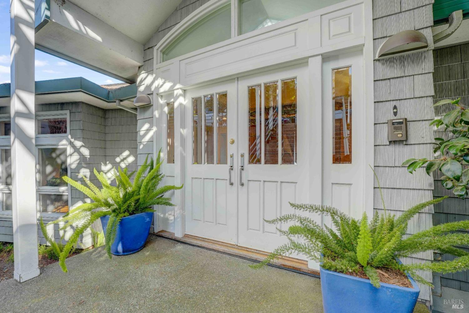 Detail Gallery Image 74 of 78 For 95 Spring Ln, Tiburon,  CA 94920 - 5 Beds | 4/1 Baths