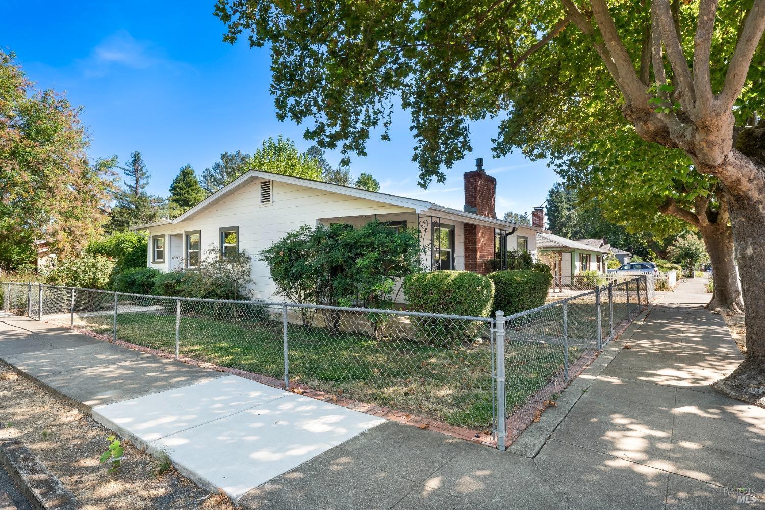 Detail Gallery Image 33 of 34 For 795 N Pine St, Ukiah,  CA 95482 - 2 Beds | 1/1 Baths