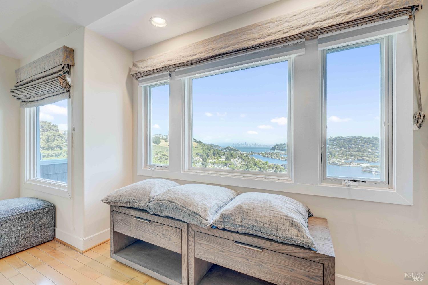 Detail Gallery Image 61 of 78 For 95 Spring Ln, Tiburon,  CA 94920 - 5 Beds | 4/1 Baths