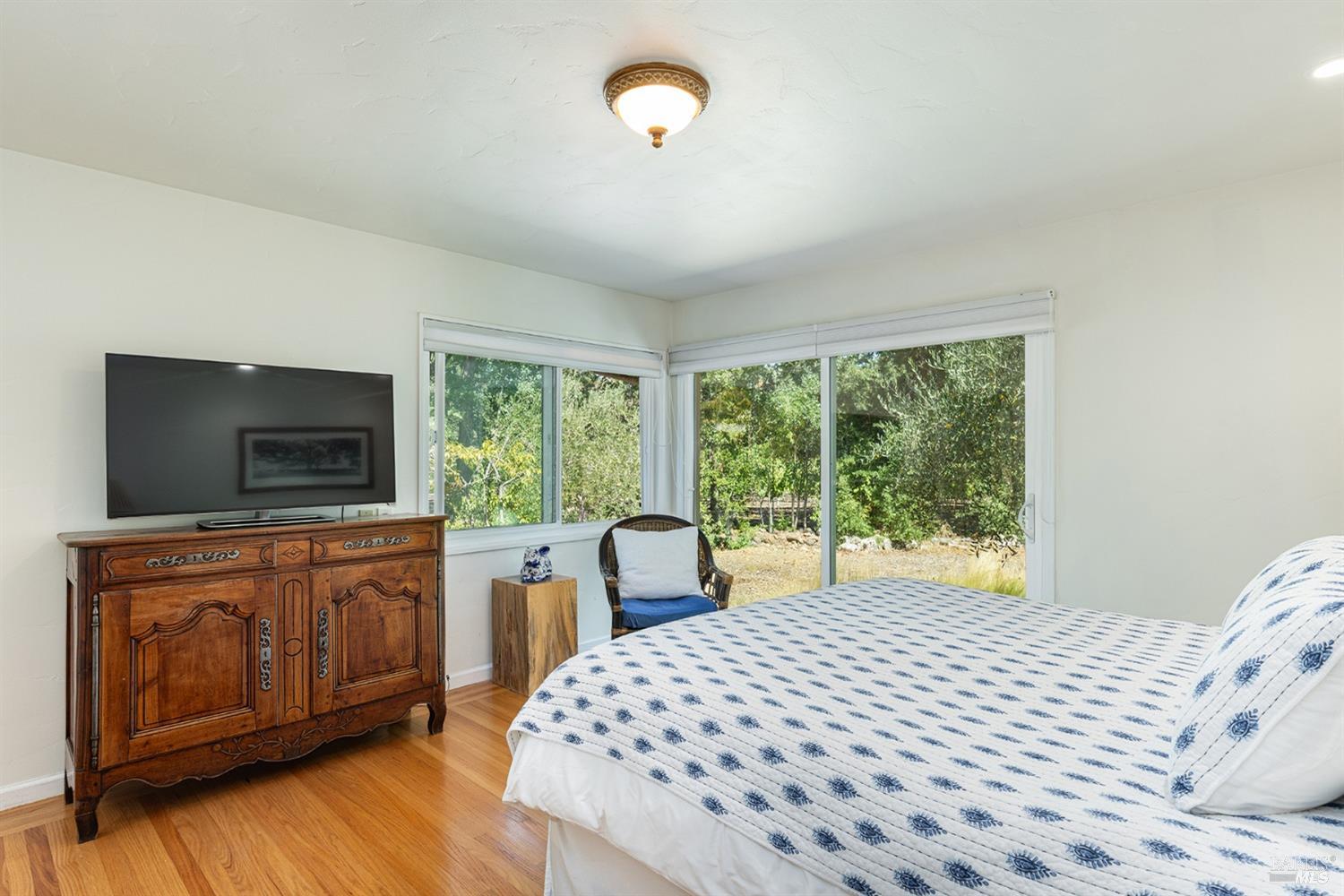 Detail Gallery Image 8 of 48 For 601 Rossi Rd, Saint Helena,  CA 94574 - 3 Beds | 2 Baths