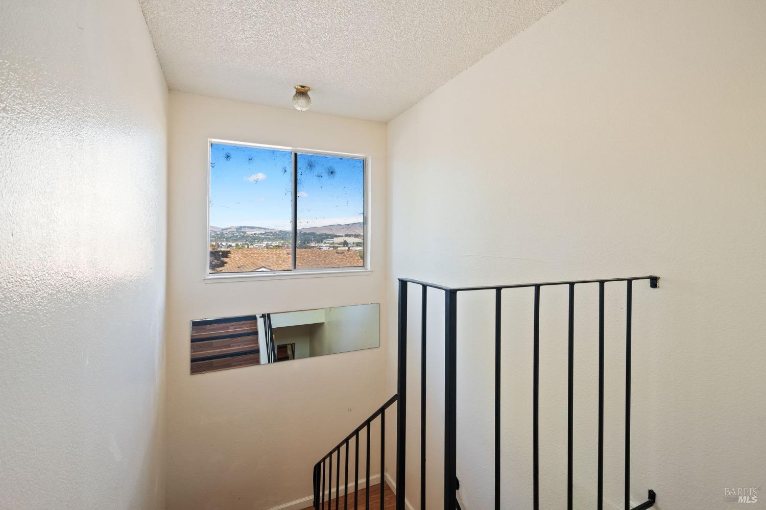 Detail Gallery Image 17 of 46 For 69 Parrott St, Vallejo,  CA 94590 - 3 Beds | 1/1 Baths