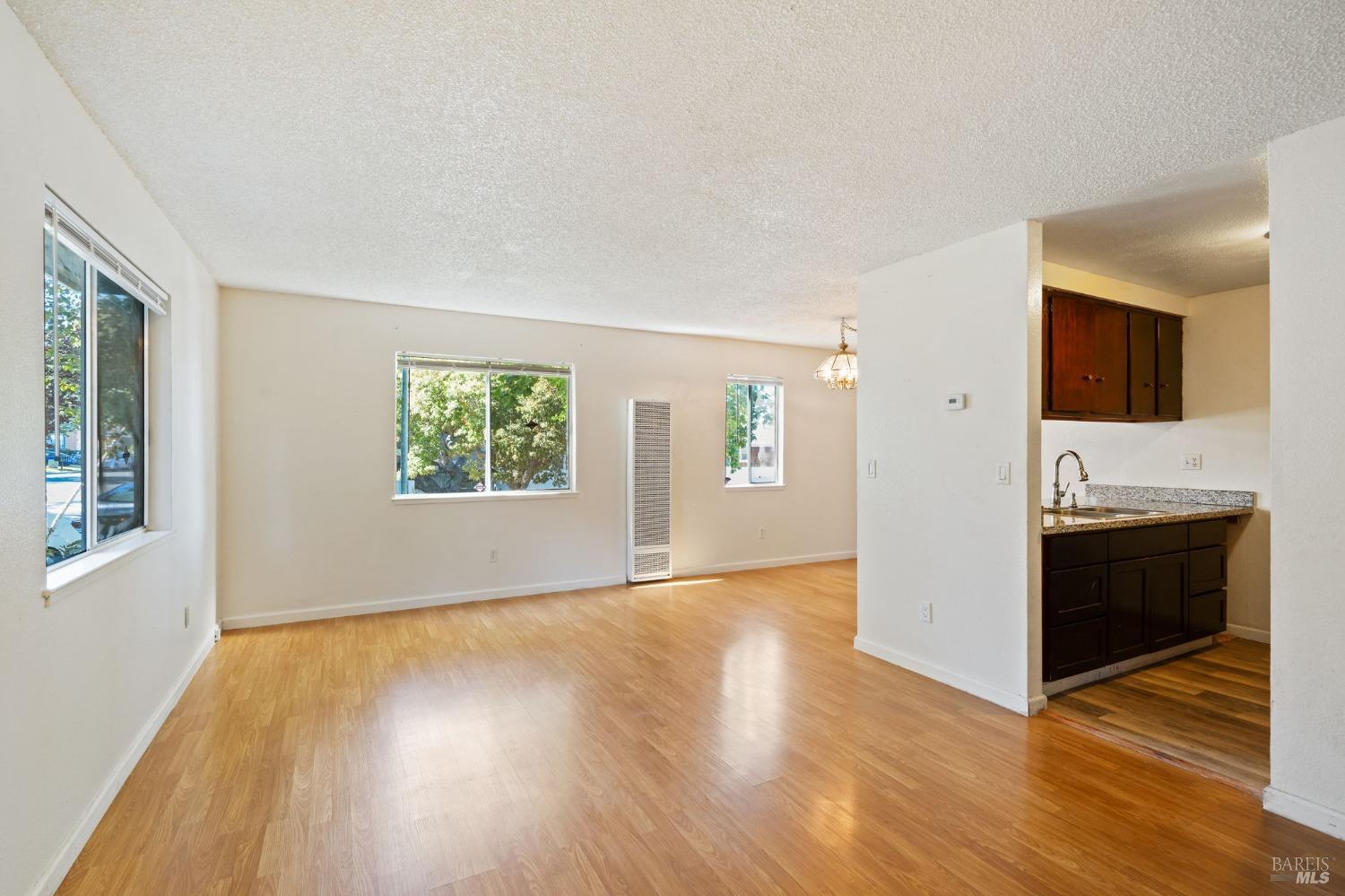 Detail Gallery Image 29 of 46 For 69 Parrott St, Vallejo,  CA 94590 - 3 Beds | 1/1 Baths