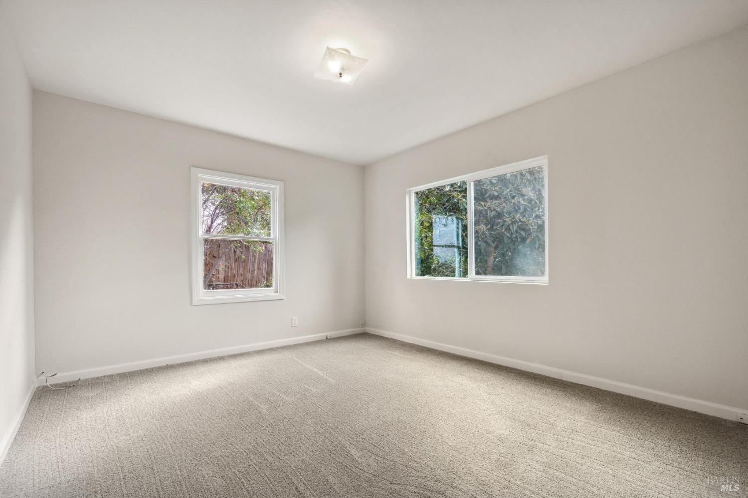 Detail Gallery Image 21 of 47 For 6535 Buena Ventura Ave, Oakland,  CA 94605 - 3 Beds | 2 Baths