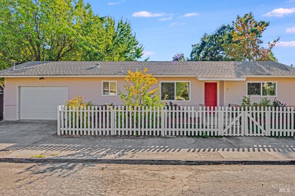 Detail Gallery Image 1 of 26 For 24 Miriam Dr, Calistoga,  CA 94515 - 1 Beds | 1 Baths