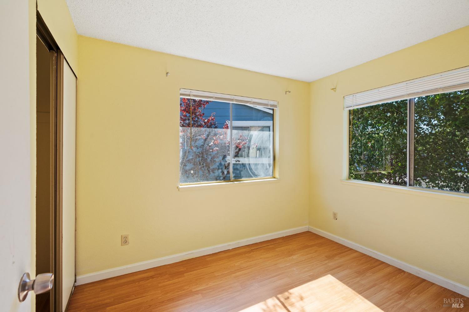 Detail Gallery Image 12 of 46 For 69 Parrott St, Vallejo,  CA 94590 - 3 Beds | 1/1 Baths