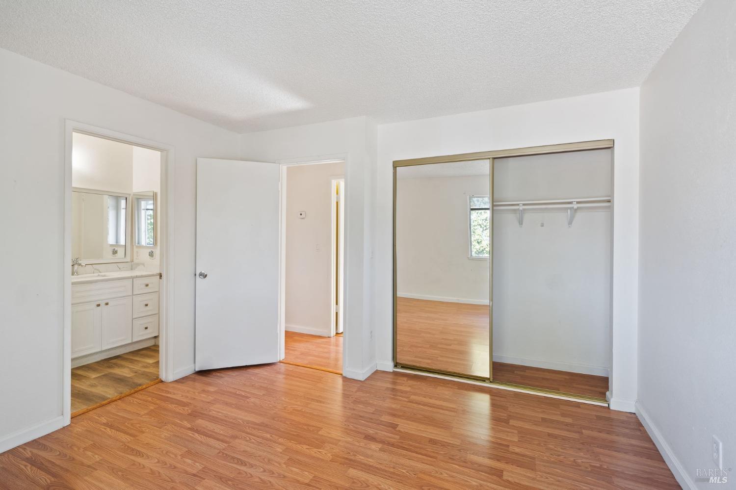 Detail Gallery Image 10 of 46 For 69 Parrott St, Vallejo,  CA 94590 - 3 Beds | 1/1 Baths