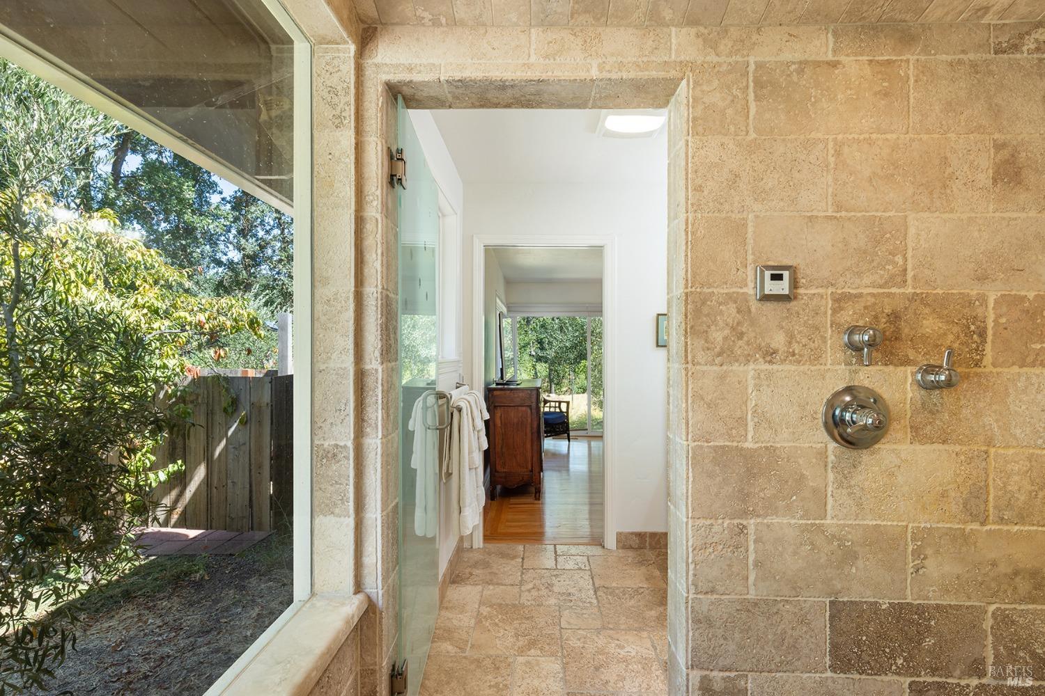 Detail Gallery Image 11 of 48 For 601 Rossi Rd, Saint Helena,  CA 94574 - 3 Beds | 2 Baths