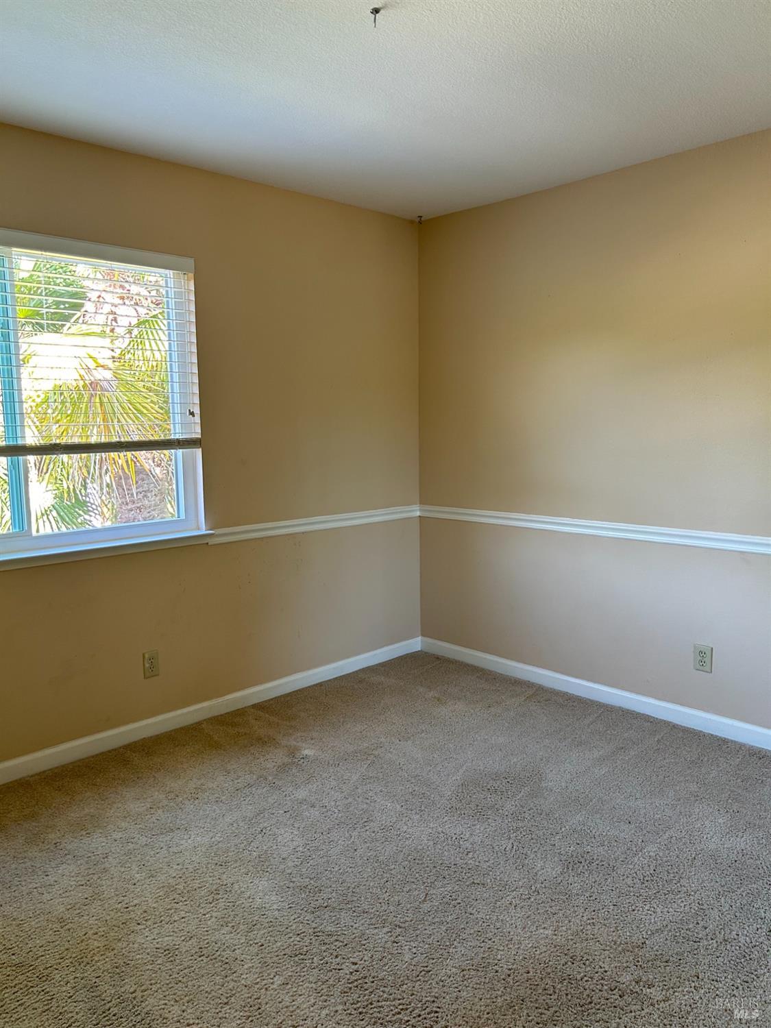 Detail Gallery Image 76 of 95 For 6 Paddock Ct, Pleasant Hill,  CA 94523 - 5 Beds | 2/1 Baths