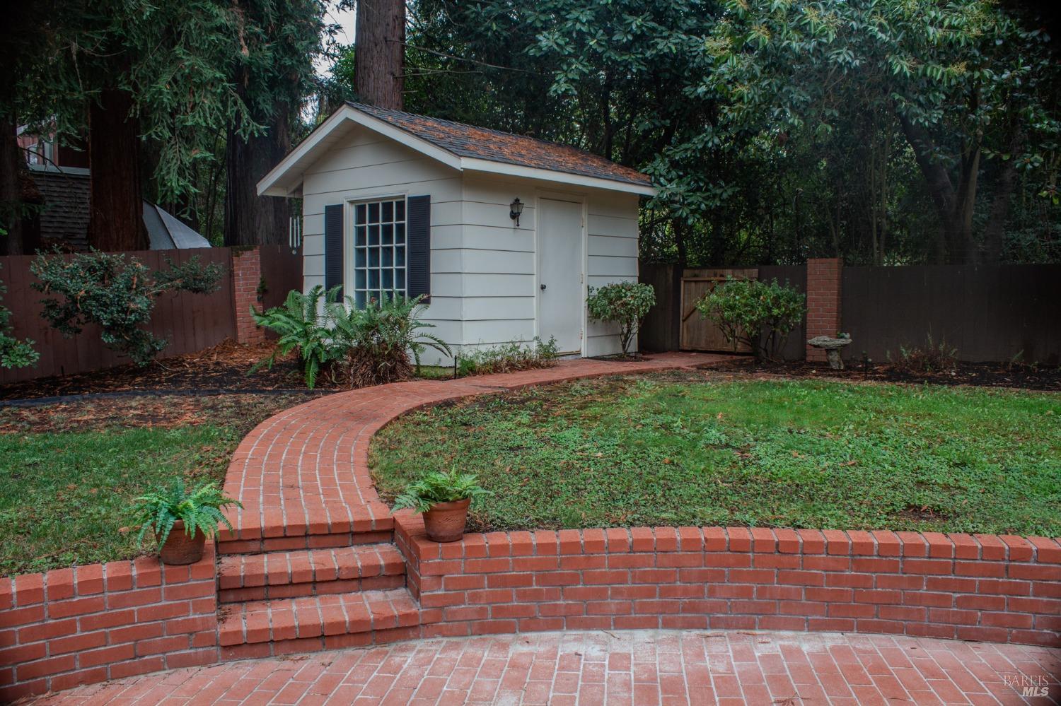 Detail Gallery Image 27 of 30 For 4284 Woodland Shadows Pl, Santa Rosa,  CA 95404 - 4 Beds | 3/1 Baths