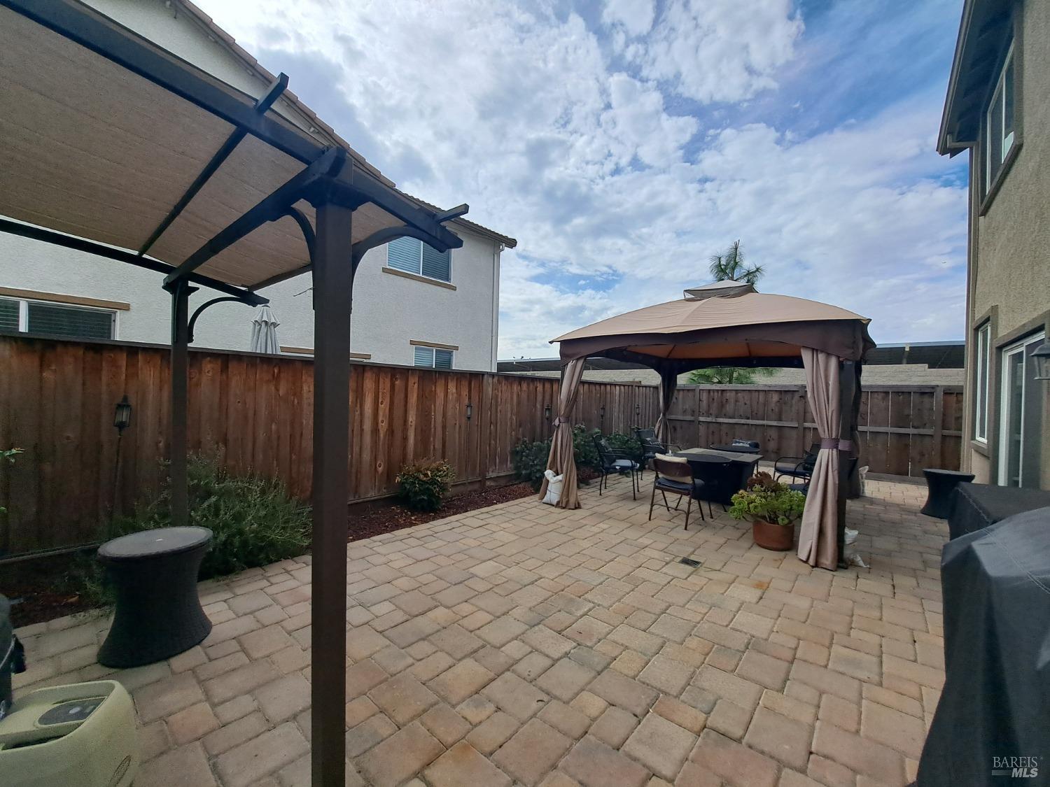 Detail Gallery Image 20 of 22 For 1361 Rex Floyd Ln, Fairfield,  CA 94533 - 3 Beds | 2/1 Baths