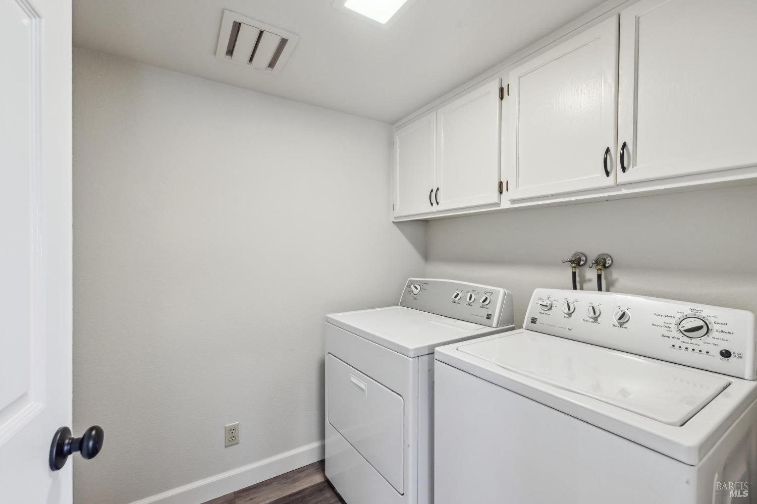 Detail Gallery Image 30 of 41 For 662 Oregon St, Sonoma,  CA 95476 - 2 Beds | 2/1 Baths