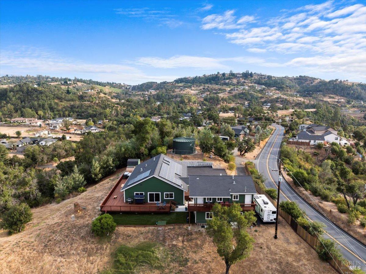 Detail Gallery Image 27 of 33 For 1440 Mark West Springs Rd, Santa Rosa,  CA 95404 - 3 Beds | 2/1 Baths