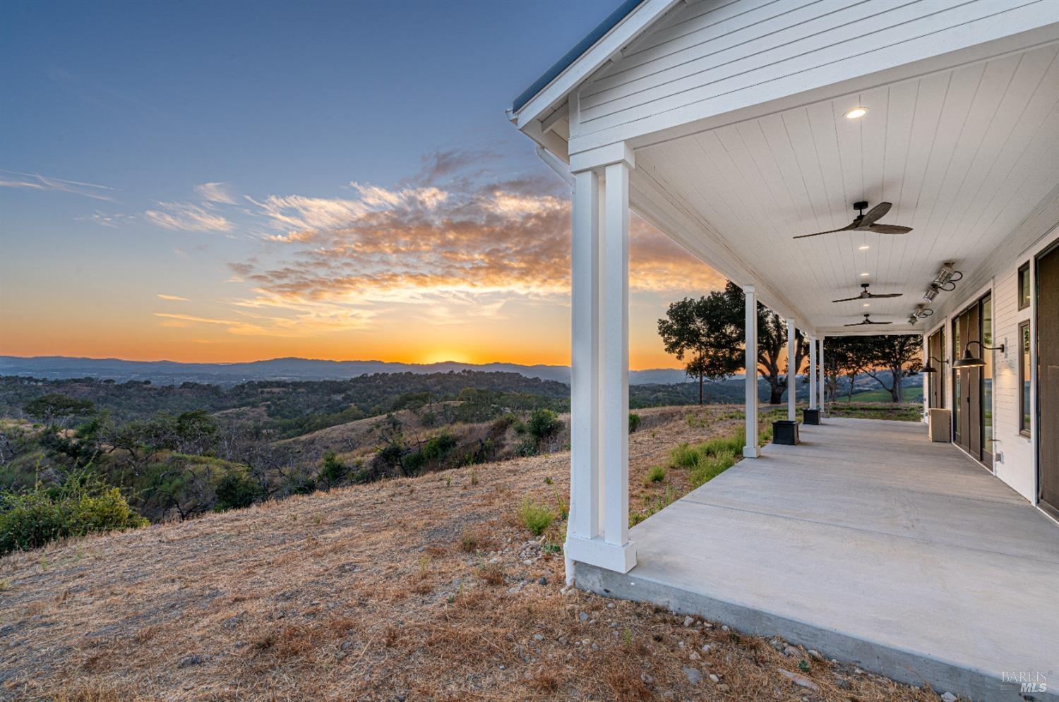 Detail Gallery Image 44 of 99 For 9110 Chalk Hill Rd, Healdsburg,  CA 95448 - 6 Beds | 5/1 Baths