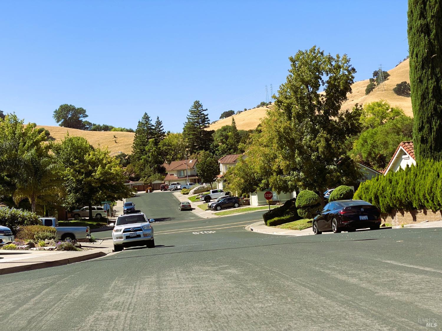 Trillick Court, Vacaville, California image 23