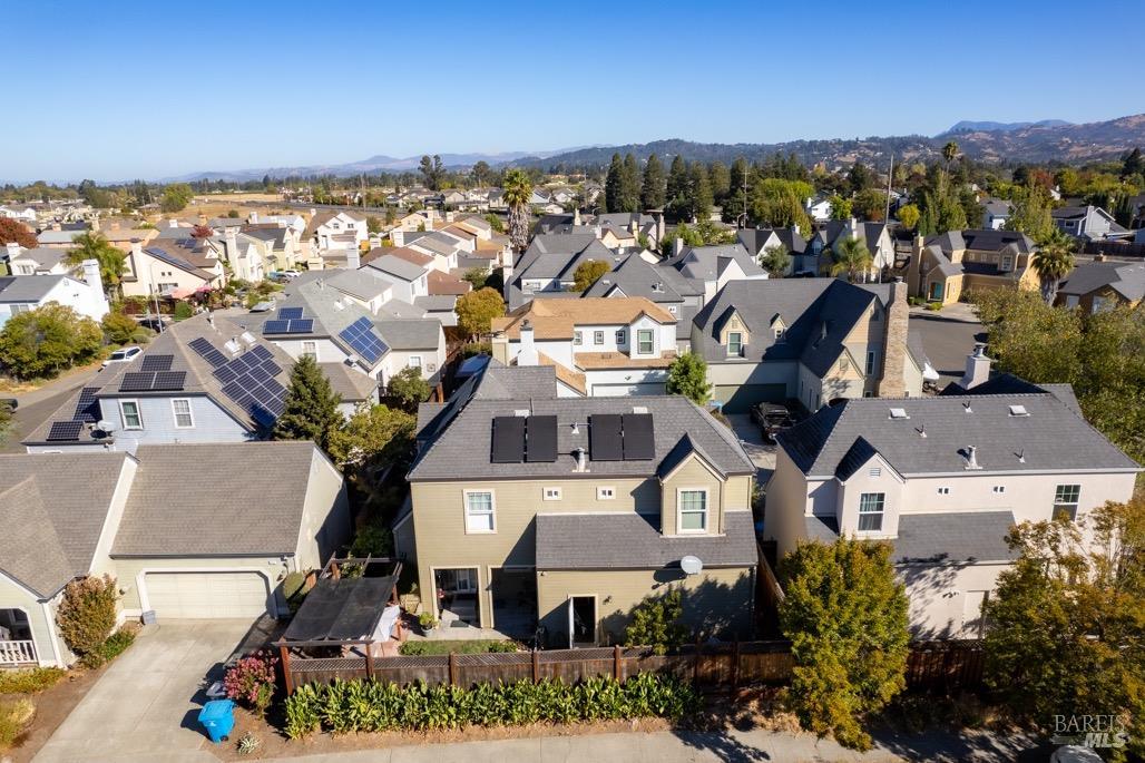 Detail Gallery Image 32 of 33 For 2341 Mikayla Dr, Santa Rosa,  CA 95403 - 4 Beds | 2/1 Baths